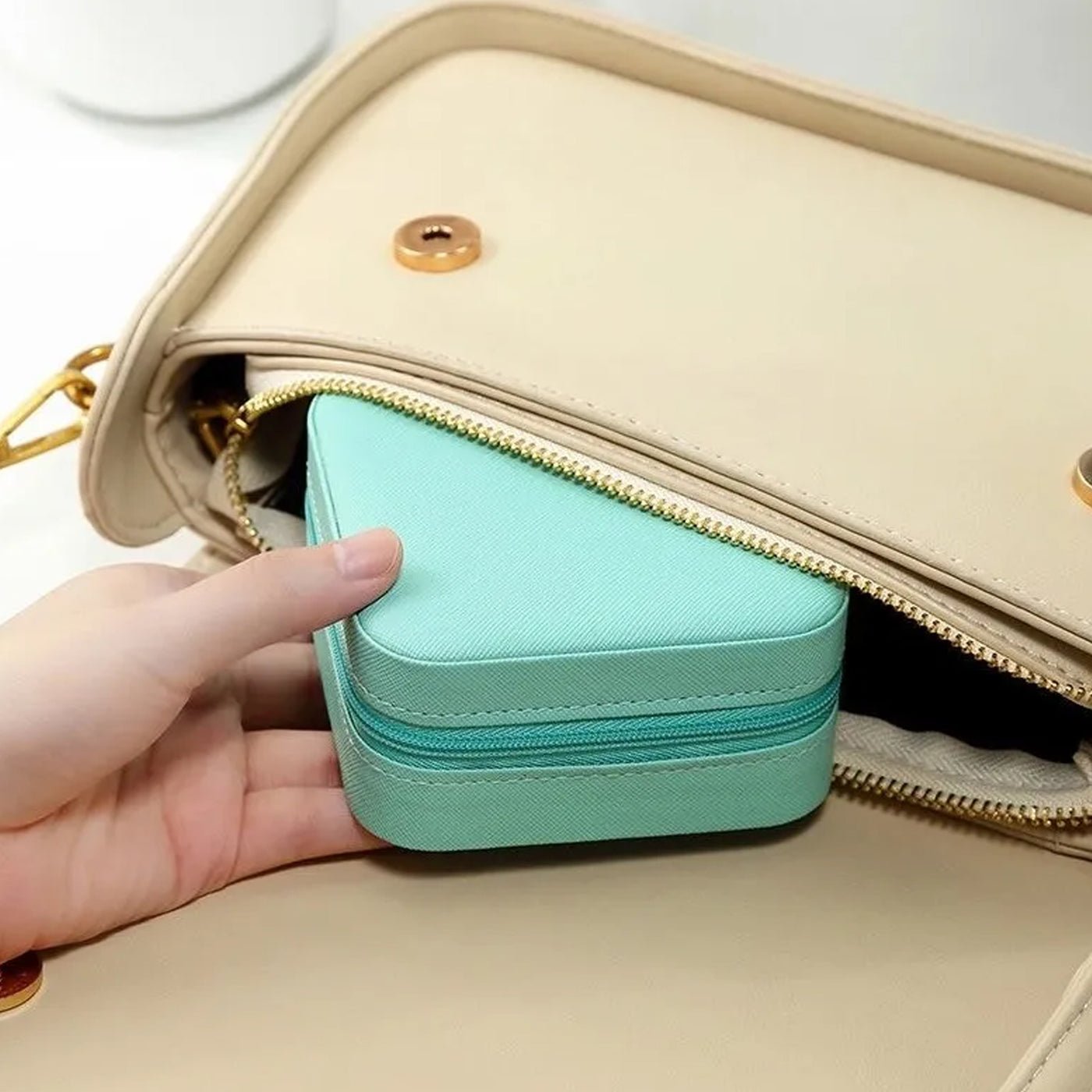 Elegant Travels Jewelry Box - Dehradun Deals HubJewllery