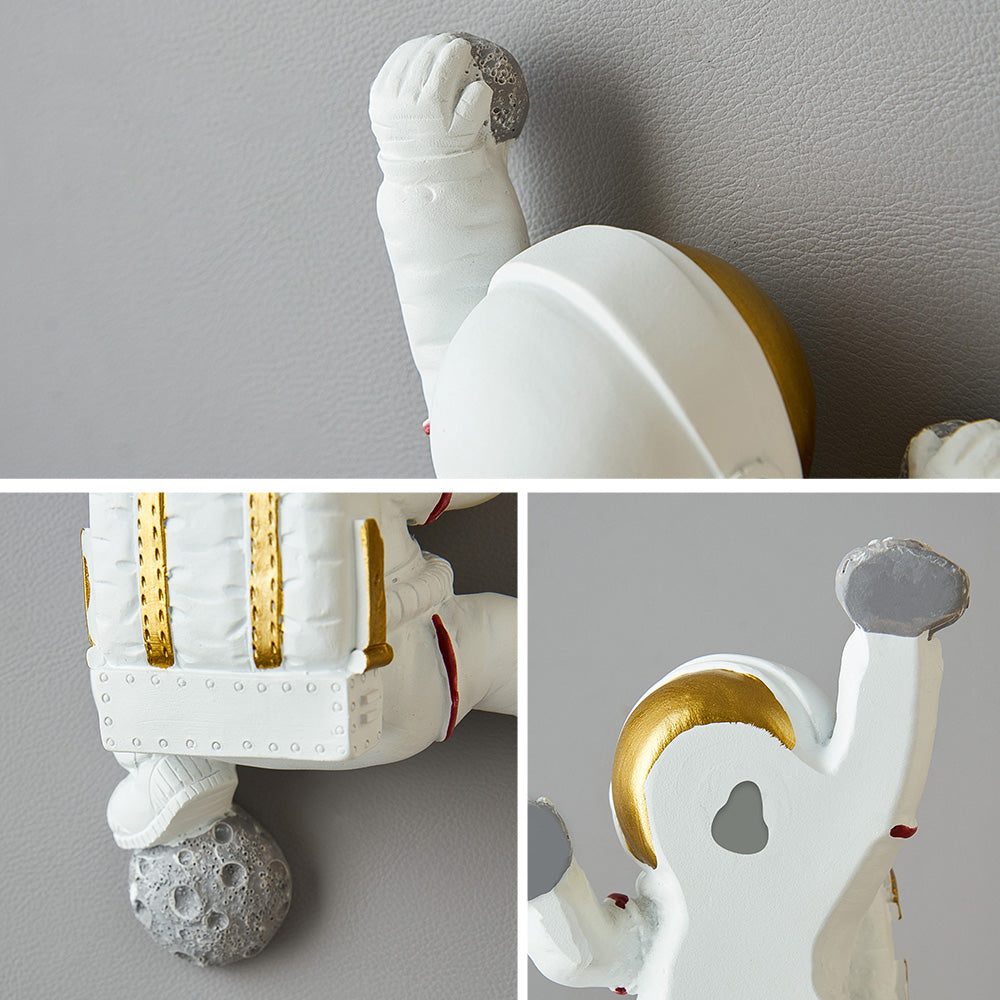 Astronaut Climbers