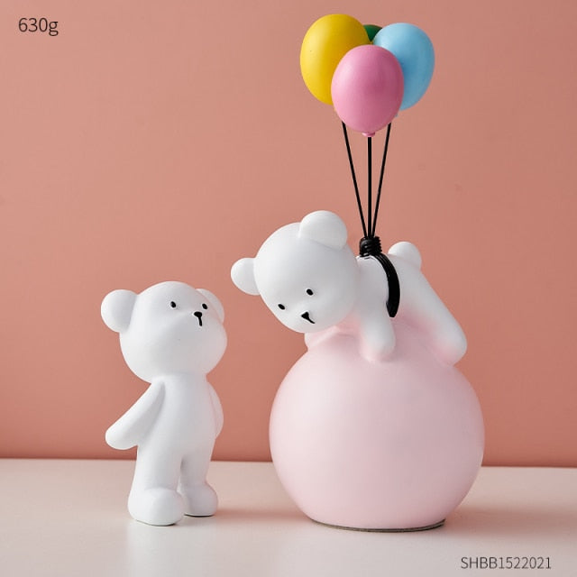 Baby Polar Bear With Balloons﻿